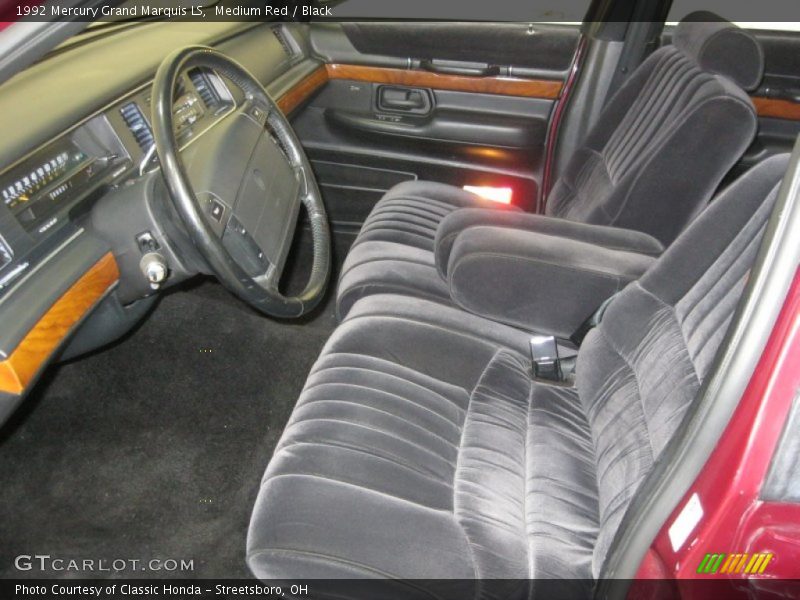 Medium Red / Black 1992 Mercury Grand Marquis LS