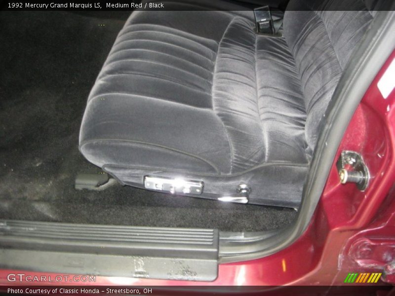 Medium Red / Black 1992 Mercury Grand Marquis LS