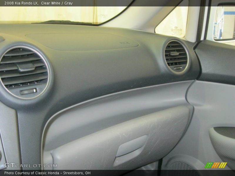 Clear White / Gray 2008 Kia Rondo LX