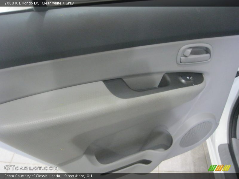 Clear White / Gray 2008 Kia Rondo LX