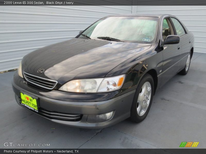 Black Onyx / Ivory 2000 Lexus ES 300 Sedan