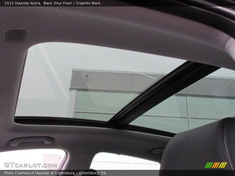 Black Onyx Pearl / Graphite Black 2013 Hyundai Azera