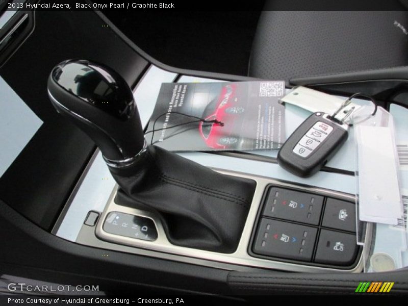 Black Onyx Pearl / Graphite Black 2013 Hyundai Azera