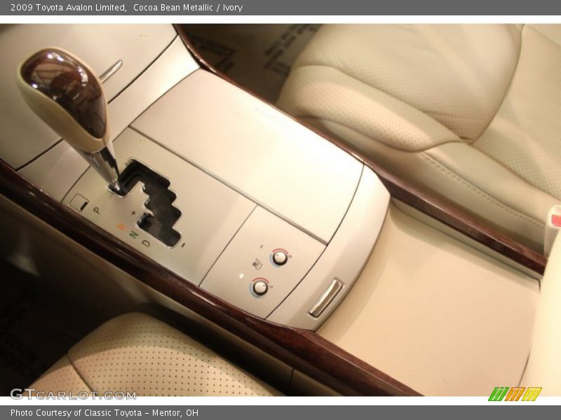 Cocoa Bean Metallic / Ivory 2009 Toyota Avalon Limited
