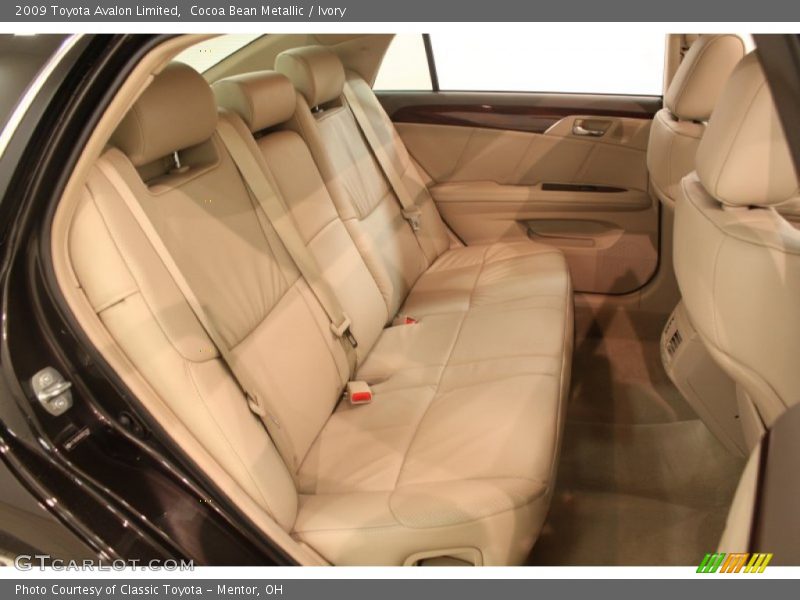 Cocoa Bean Metallic / Ivory 2009 Toyota Avalon Limited