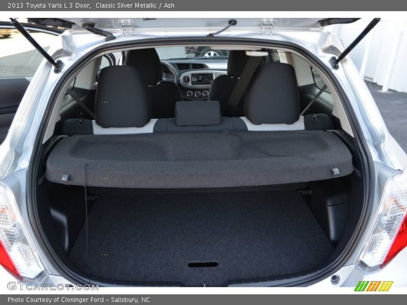 Classic Silver Metallic / Ash 2013 Toyota Yaris L 3 Door