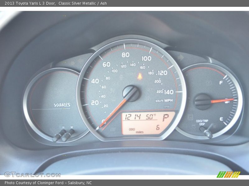 Classic Silver Metallic / Ash 2013 Toyota Yaris L 3 Door