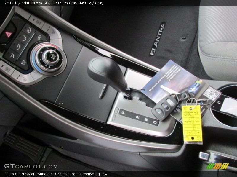 Titanium Gray Metallic / Gray 2013 Hyundai Elantra GLS