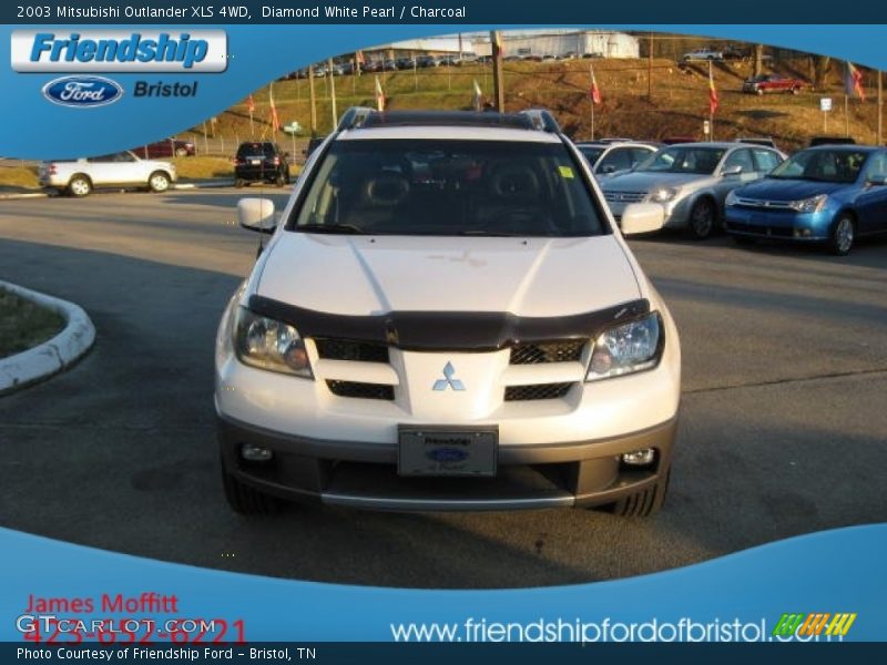 Diamond White Pearl / Charcoal 2003 Mitsubishi Outlander XLS 4WD