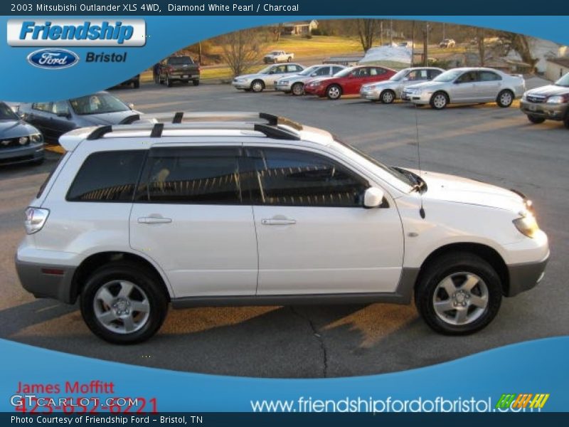 Diamond White Pearl / Charcoal 2003 Mitsubishi Outlander XLS 4WD