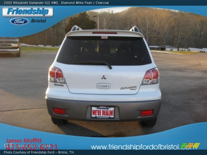 Diamond White Pearl / Charcoal 2003 Mitsubishi Outlander XLS 4WD