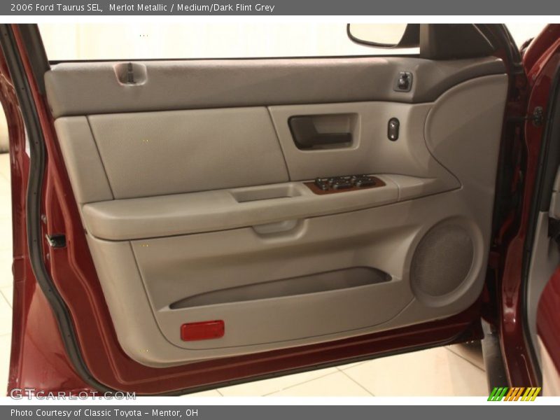 Merlot Metallic / Medium/Dark Flint Grey 2006 Ford Taurus SEL