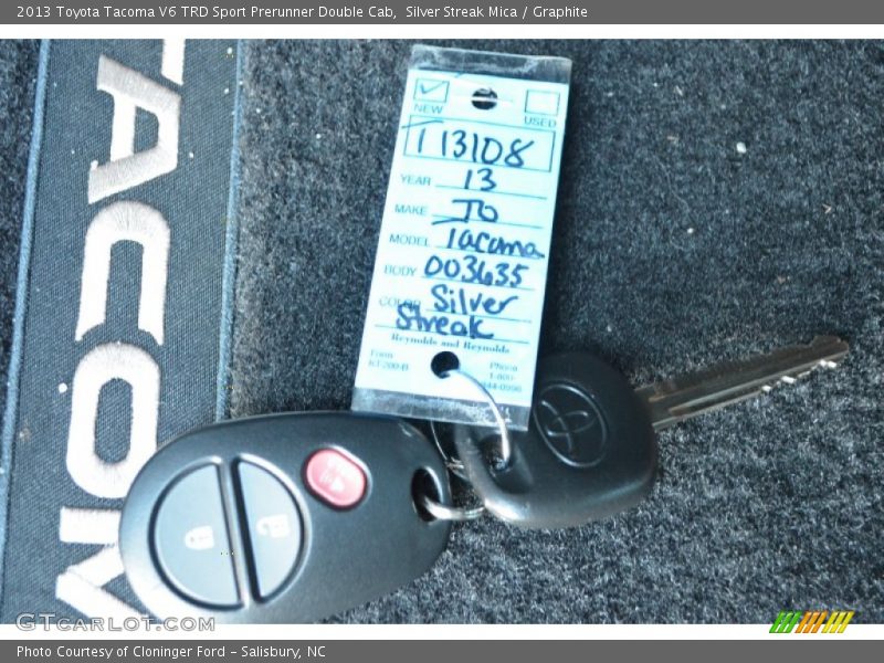 Silver Streak Mica / Graphite 2013 Toyota Tacoma V6 TRD Sport Prerunner Double Cab