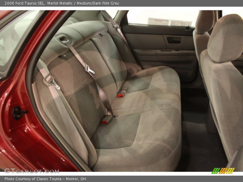 Merlot Metallic / Medium/Dark Flint Grey 2006 Ford Taurus SEL