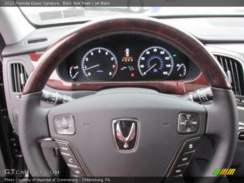  2013 Equus Signature Steering Wheel