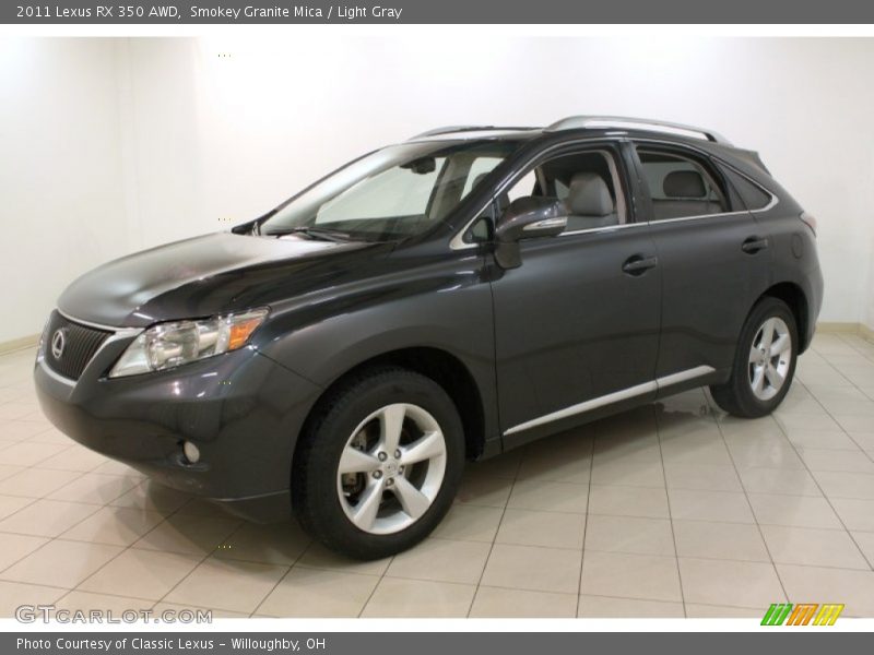 Front 3/4 View of 2011 RX 350 AWD