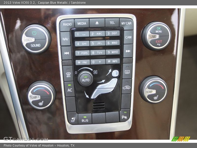 Caspian Blue Metallic / Sandstone 2013 Volvo XC60 3.2