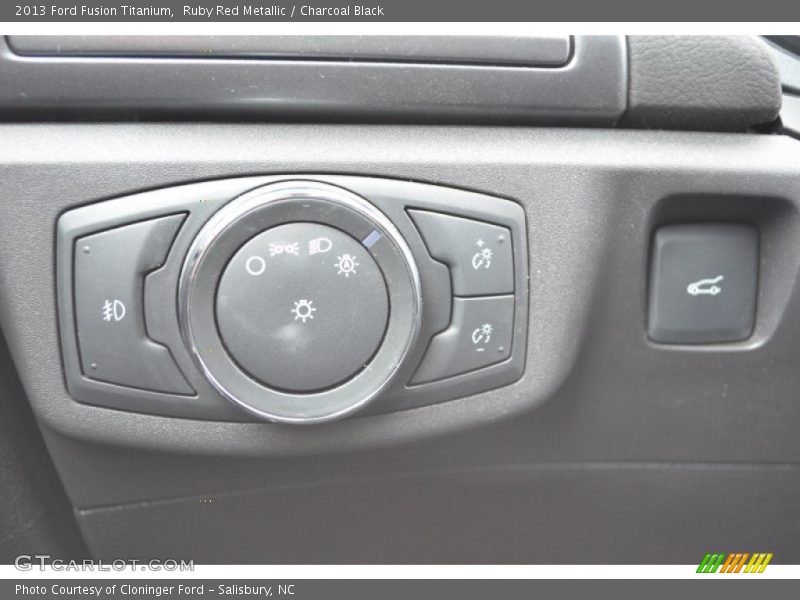 Controls of 2013 Fusion Titanium
