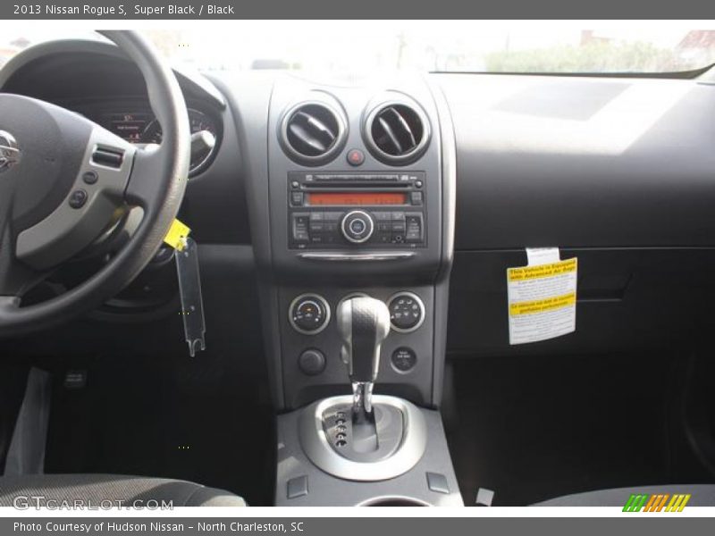Super Black / Black 2013 Nissan Rogue S