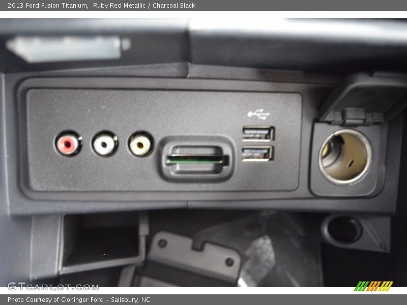 Controls of 2013 Fusion Titanium