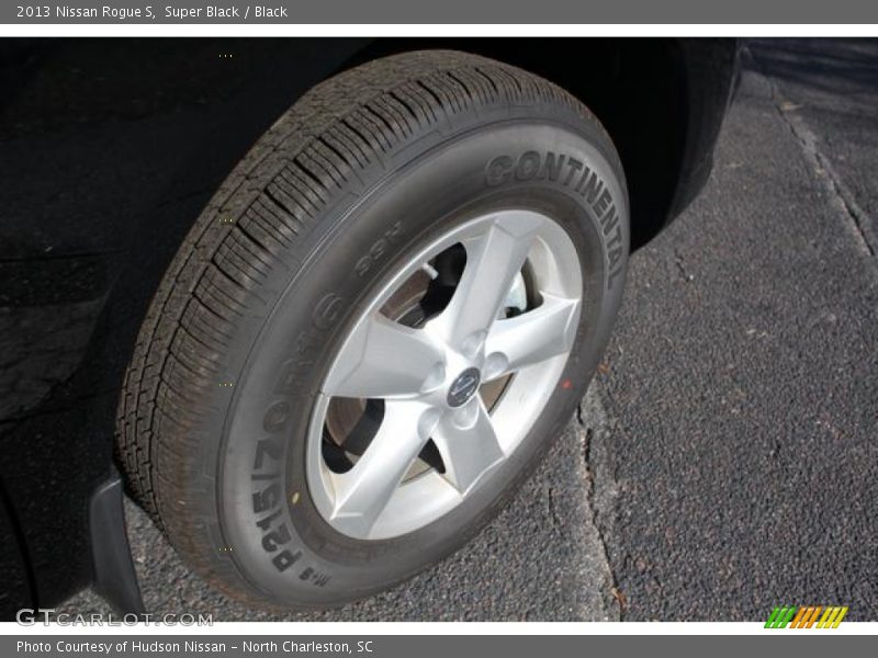 Super Black / Black 2013 Nissan Rogue S