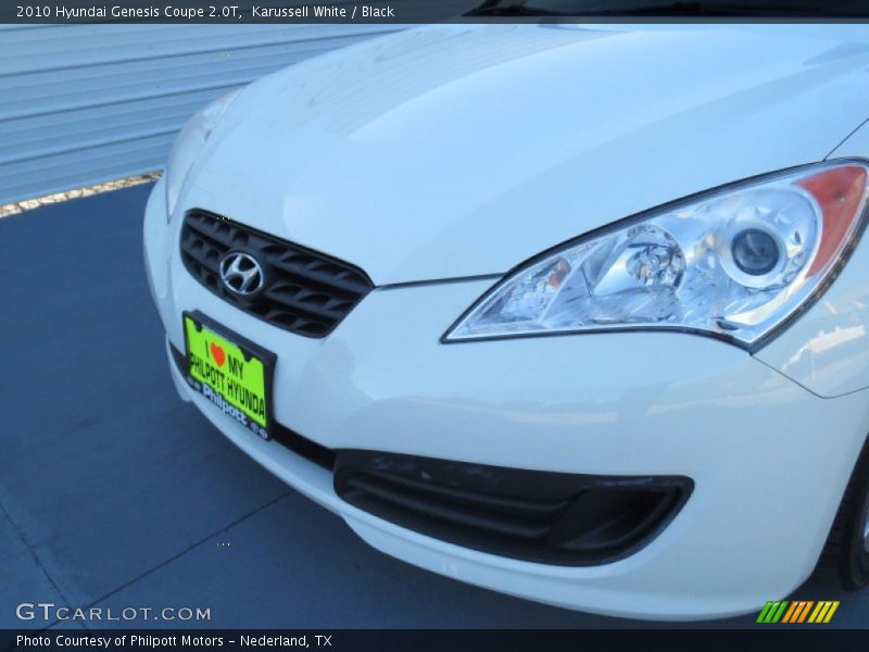 Karussell White / Black 2010 Hyundai Genesis Coupe 2.0T