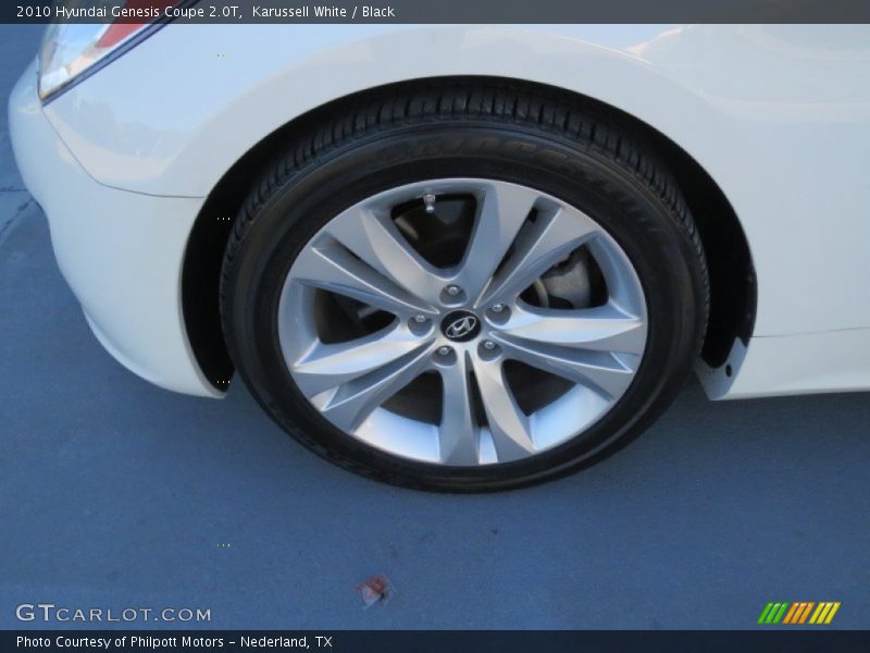 Karussell White / Black 2010 Hyundai Genesis Coupe 2.0T