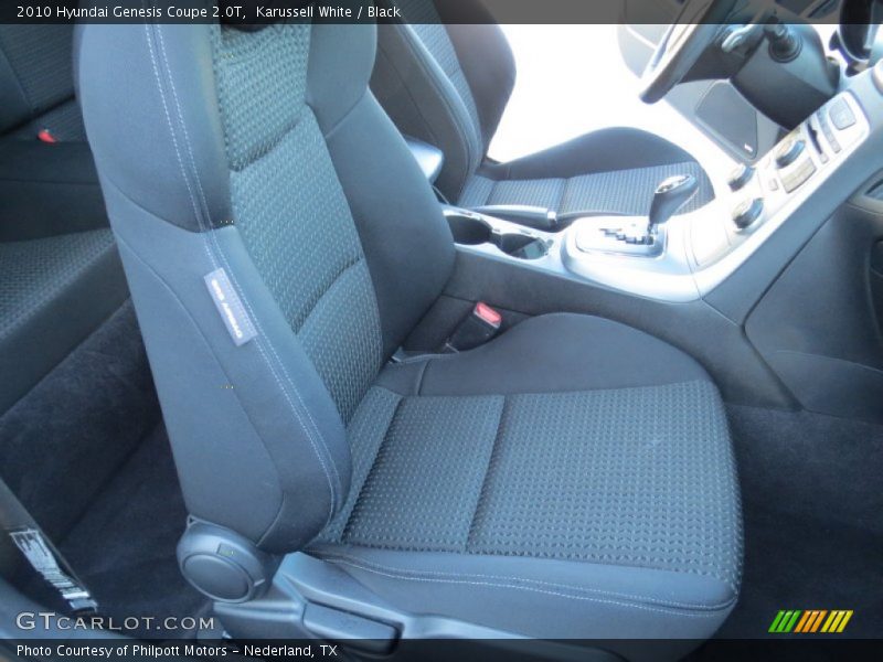 Karussell White / Black 2010 Hyundai Genesis Coupe 2.0T
