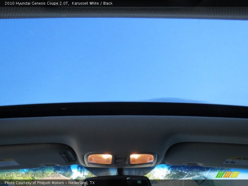 Karussell White / Black 2010 Hyundai Genesis Coupe 2.0T