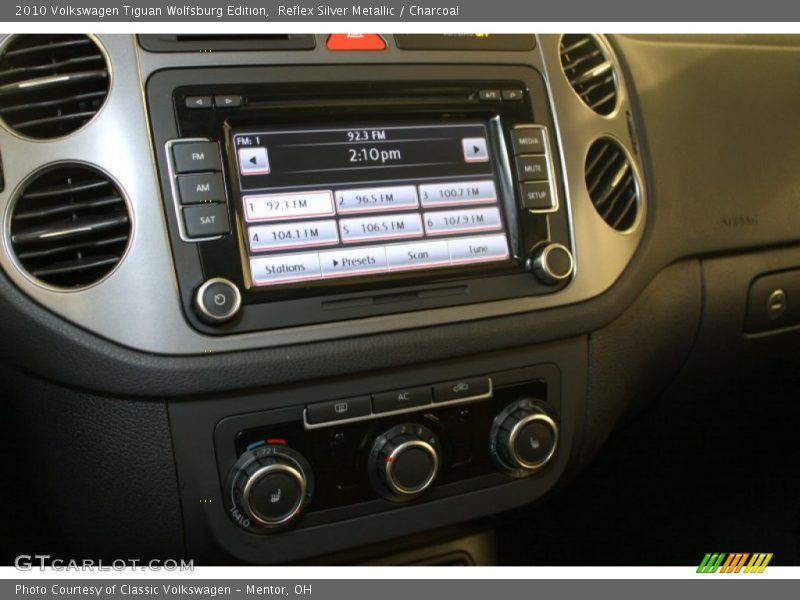 Reflex Silver Metallic / Charcoal 2010 Volkswagen Tiguan Wolfsburg Edition