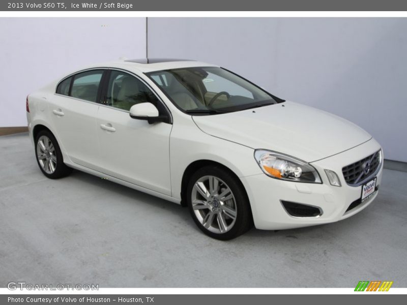 Ice White / Soft Beige 2013 Volvo S60 T5