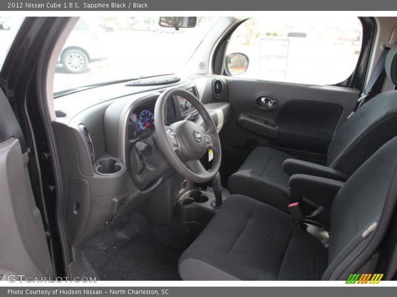  2012 Cube 1.8 S Black Interior