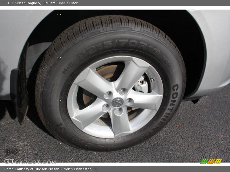 Brilliant Silver / Black 2013 Nissan Rogue S