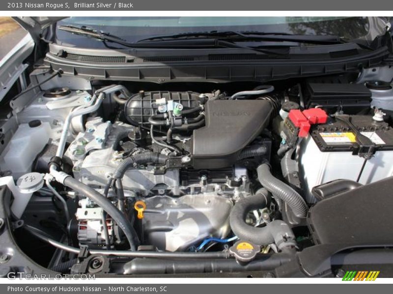 Brilliant Silver / Black 2013 Nissan Rogue S