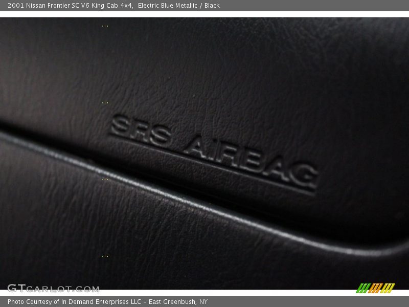 Electric Blue Metallic / Black 2001 Nissan Frontier SC V6 King Cab 4x4