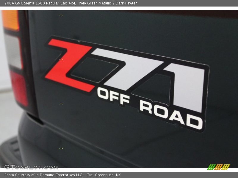 Polo Green Metallic / Dark Pewter 2004 GMC Sierra 1500 Regular Cab 4x4