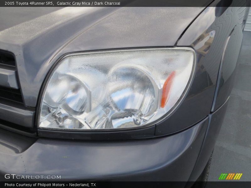 Galactic Gray Mica / Dark Charcoal 2005 Toyota 4Runner SR5