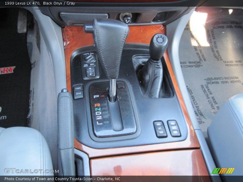 Black Onyx / Gray 1999 Lexus LX 470