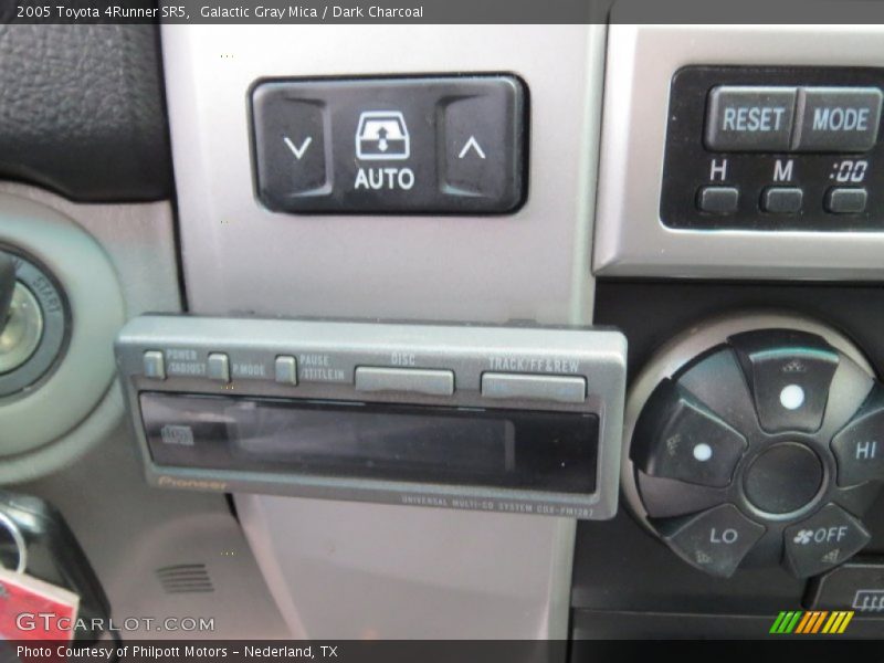 Galactic Gray Mica / Dark Charcoal 2005 Toyota 4Runner SR5