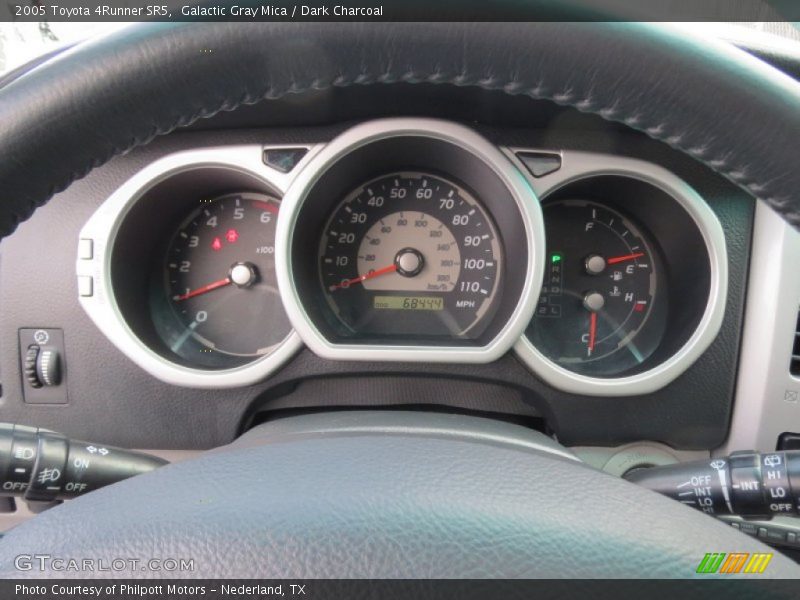 Galactic Gray Mica / Dark Charcoal 2005 Toyota 4Runner SR5