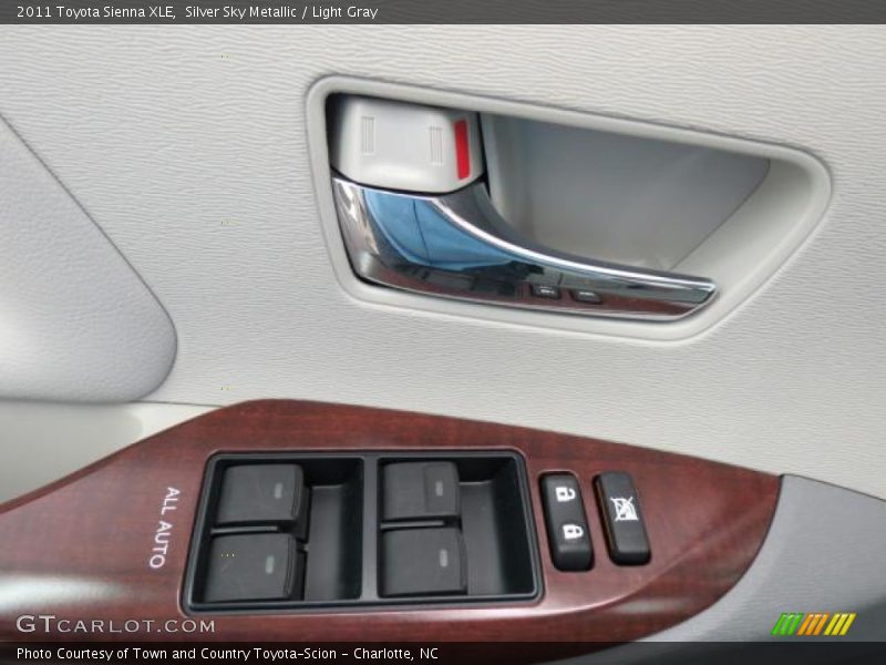 Silver Sky Metallic / Light Gray 2011 Toyota Sienna XLE
