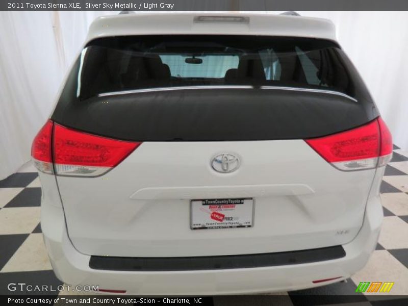 Silver Sky Metallic / Light Gray 2011 Toyota Sienna XLE