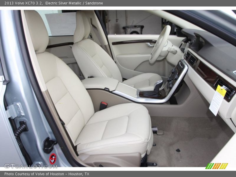  2013 XC70 3.2 Sandstone Interior