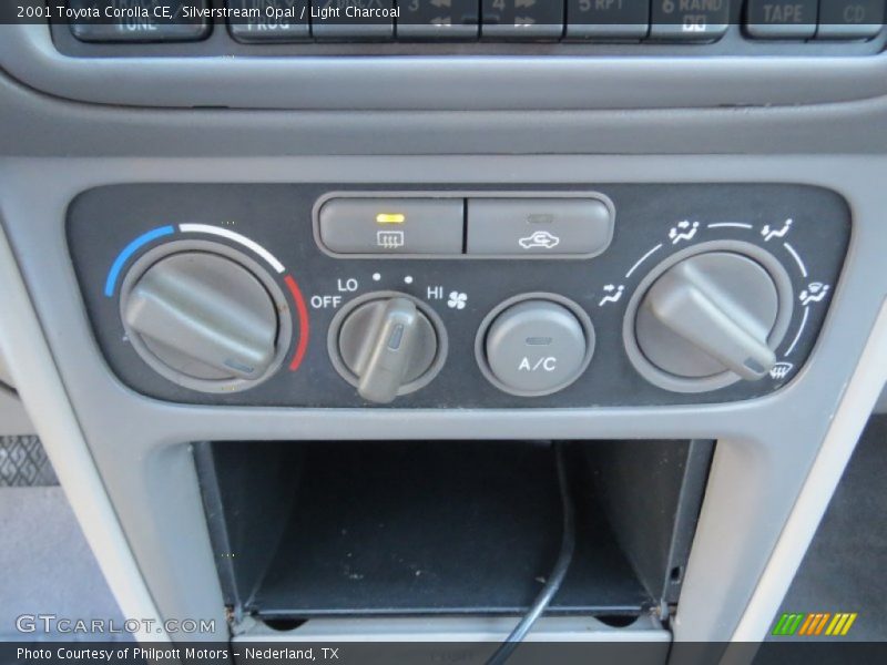 Silverstream Opal / Light Charcoal 2001 Toyota Corolla CE