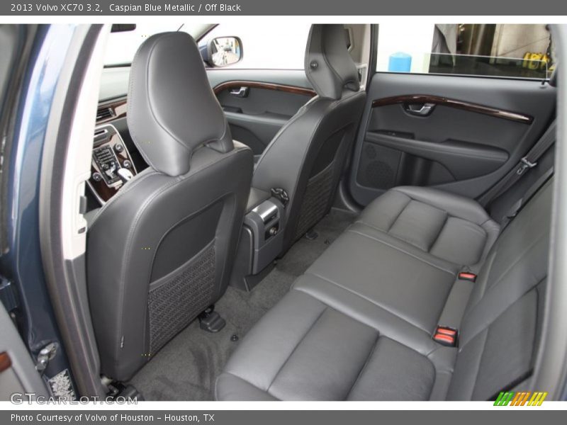 Rear Seat of 2013 XC70 3.2