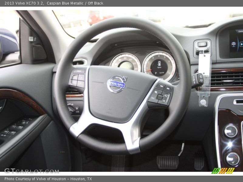  2013 XC70 3.2 Steering Wheel