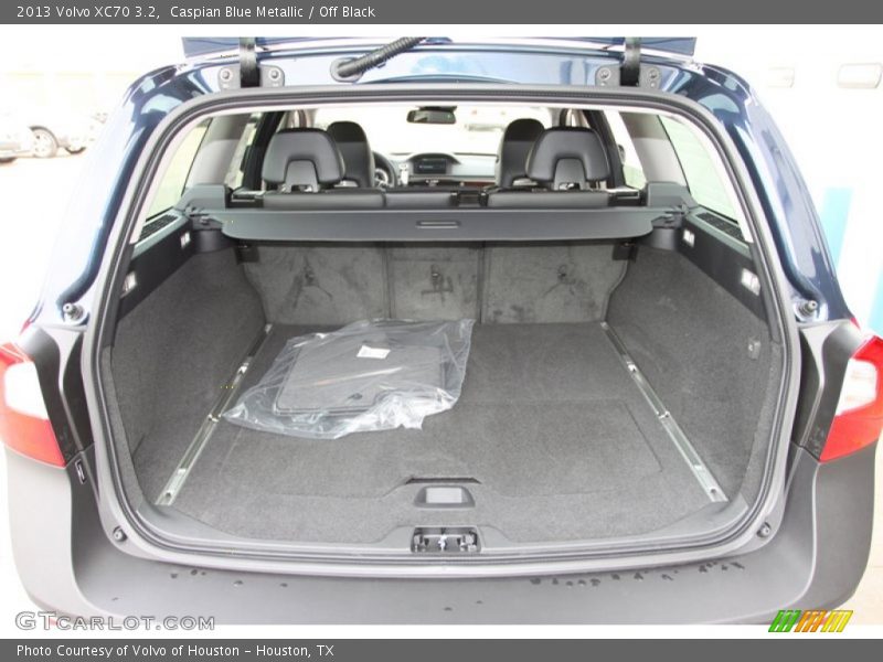  2013 XC70 3.2 Trunk