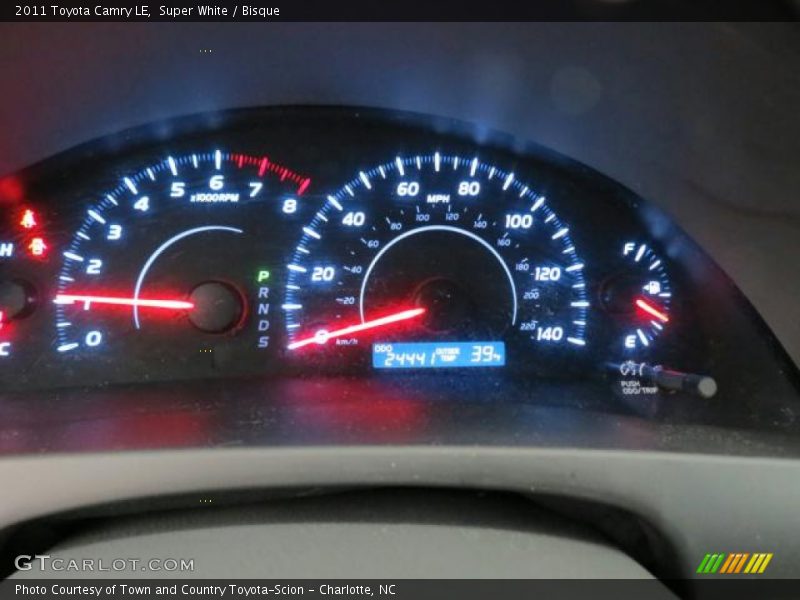 Super White / Bisque 2011 Toyota Camry LE