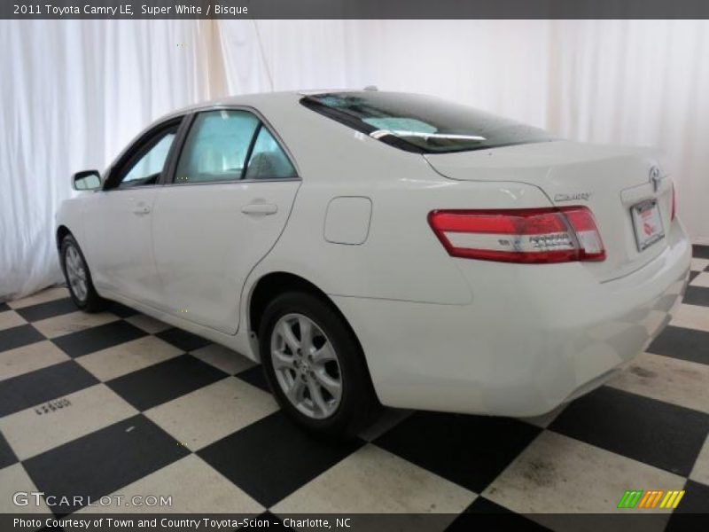 Super White / Bisque 2011 Toyota Camry LE