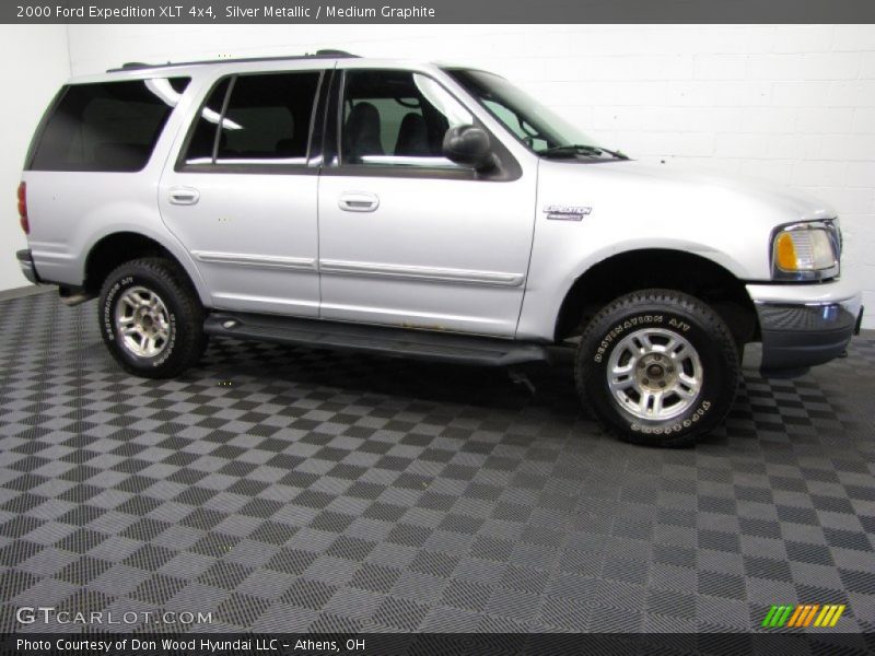Silver Metallic / Medium Graphite 2000 Ford Expedition XLT 4x4